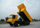 Карьерный самосвал SHACMAN 6x4.